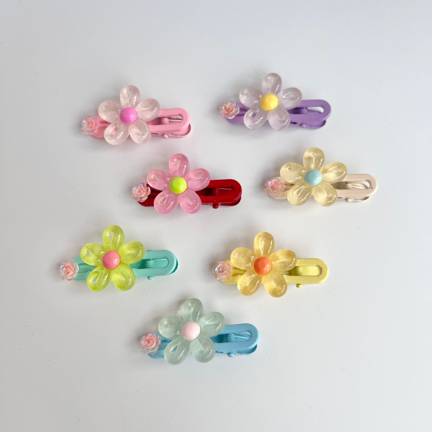 Mermaid Land Official Barrette 2 Random Hair Clips Daisy Bloom Hai Clip
