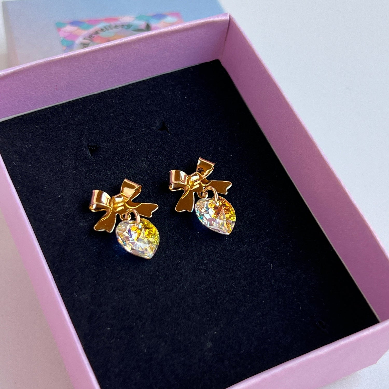 Mermaid Land Official Earrings Aurora Bow & Heart Earrings