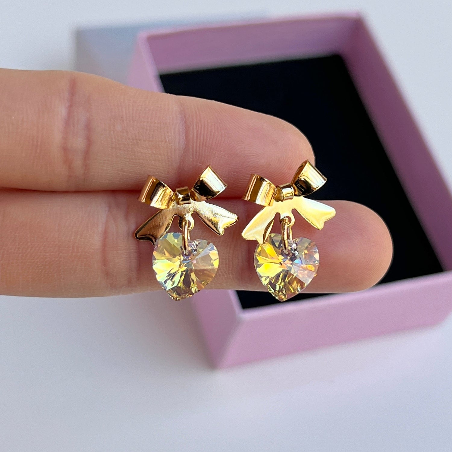 Mermaid Land Official Earrings Aurora Bow & Heart Earrings