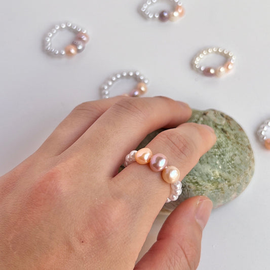 Mermaid Land Official Triple Pearl Stretch Ring