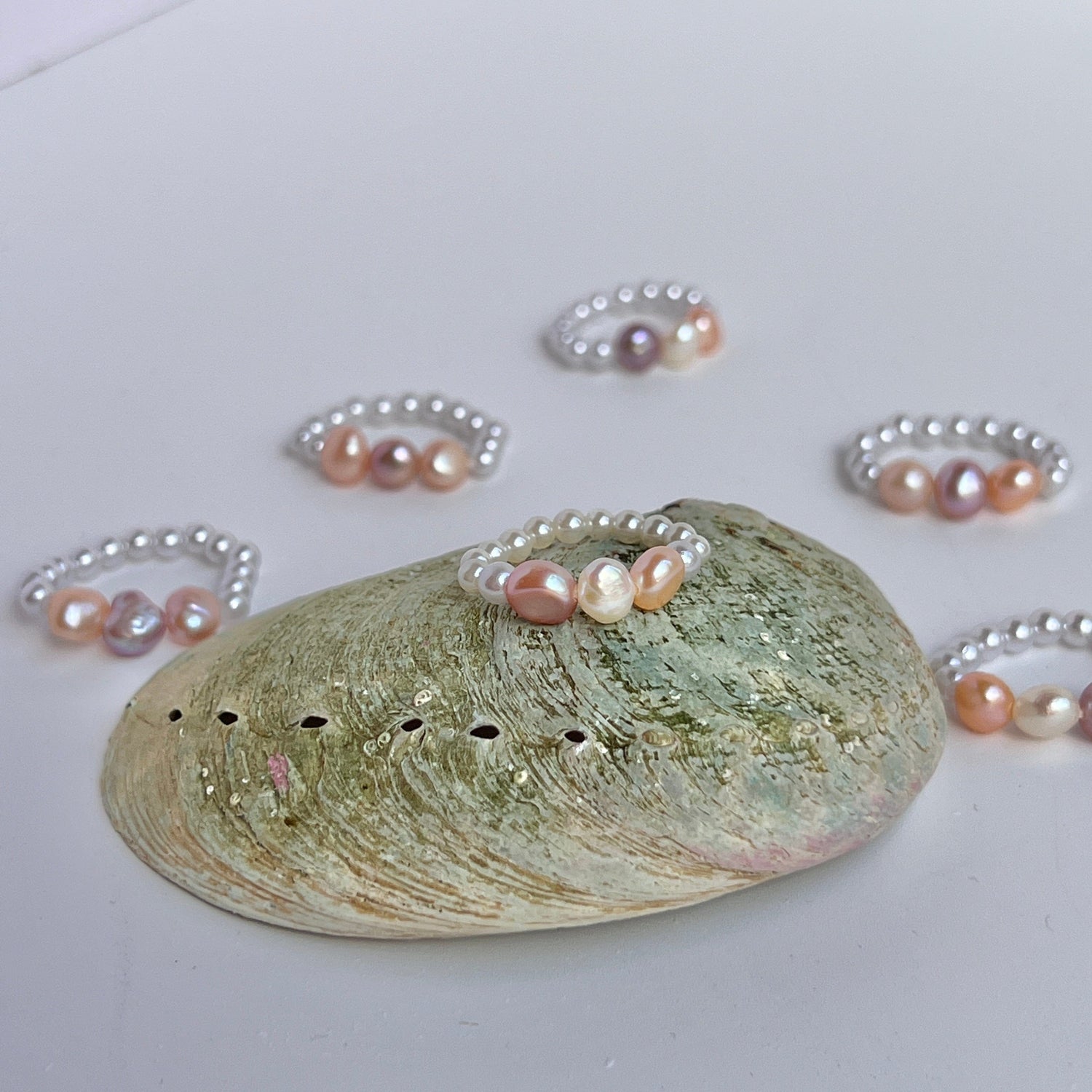 Mermaid Land Official Triple Pearl Stretch Ring