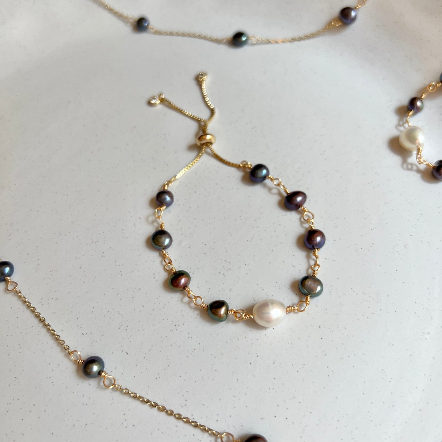 Mermaidland.offical Might night black pearl bracelet